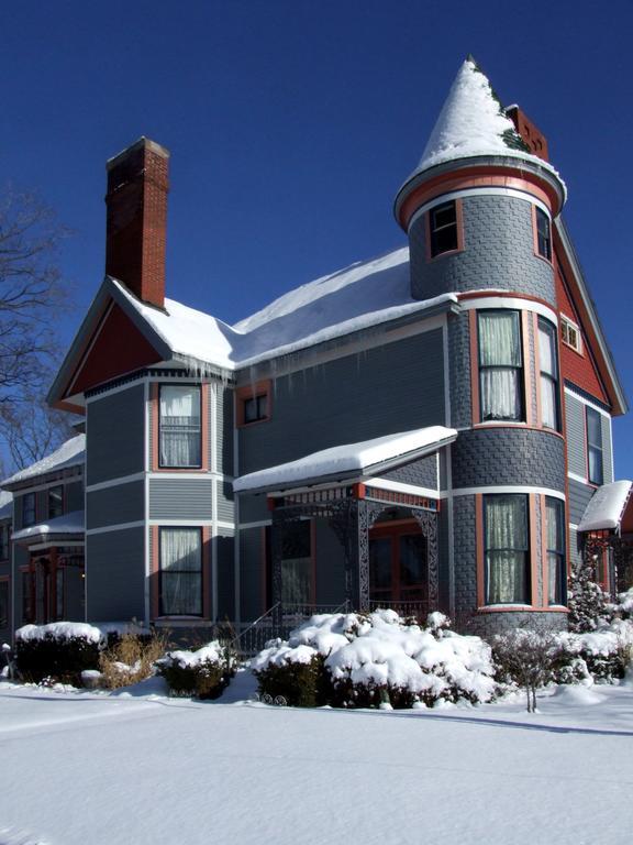 The Fresh Coast Inn At Ludington Exterior photo